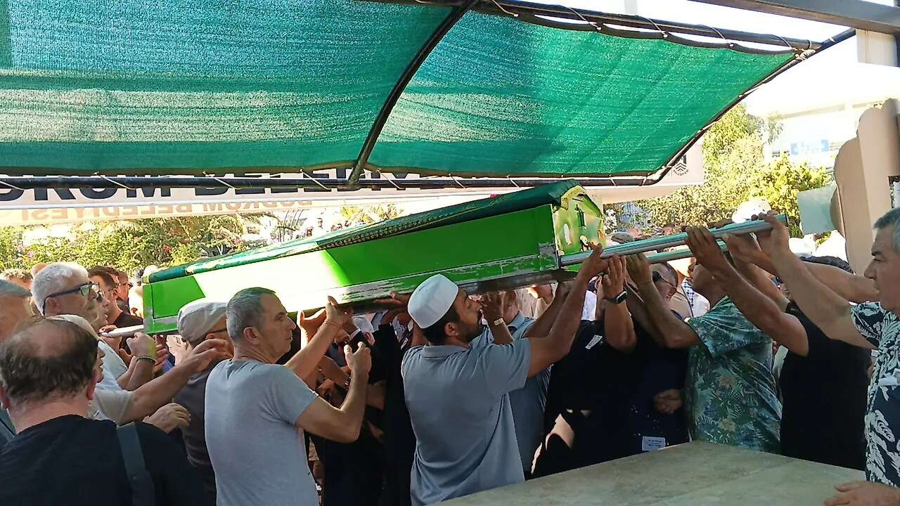 Bodrum'da Anavatan İlçe Başkanlığı Yapan, Sami Akbaş’ı Son Yolculuğuna Uğurladı 1